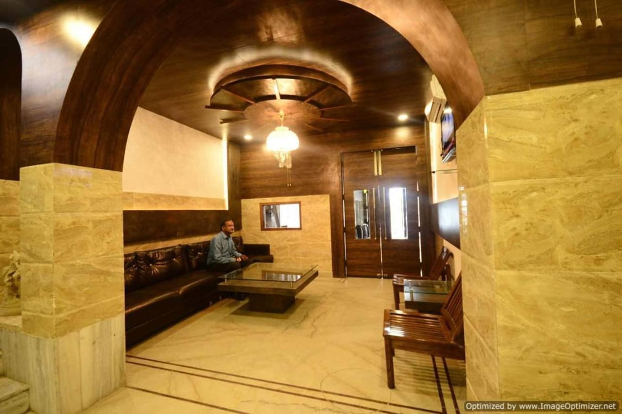 Hotel Mehra Inn 암리차르 외부 사진