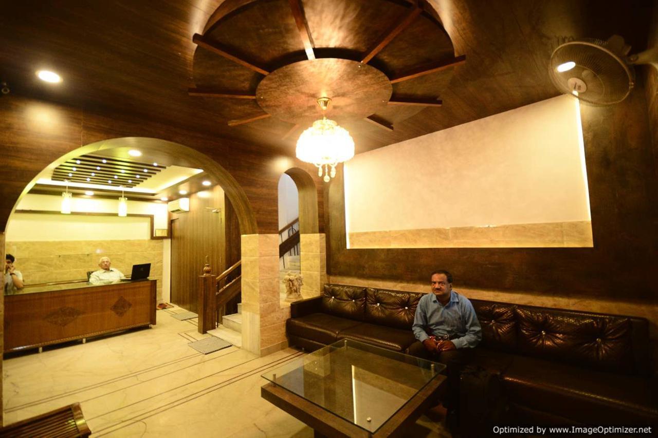 Hotel Mehra Inn 암리차르 외부 사진