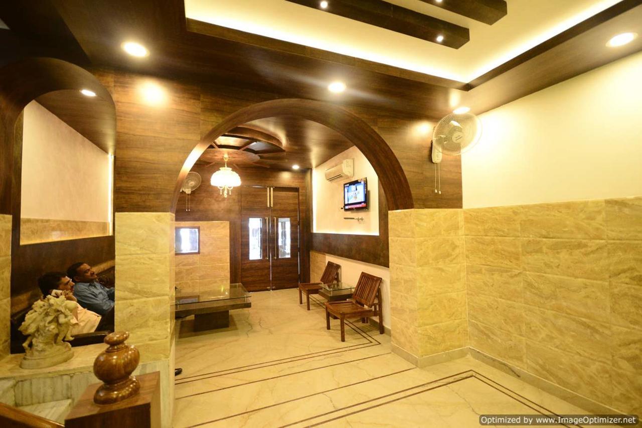 Hotel Mehra Inn 암리차르 외부 사진
