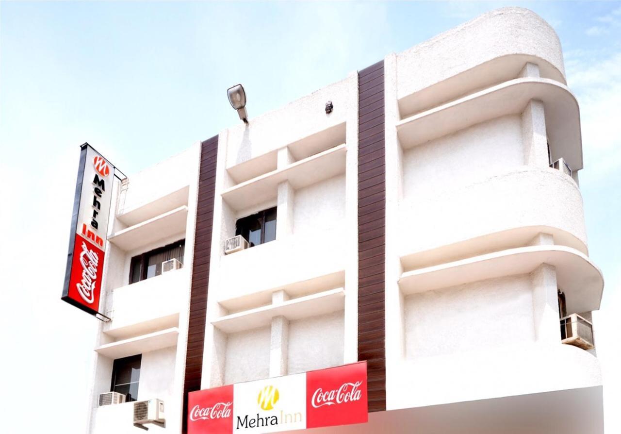 Hotel Mehra Inn 암리차르 외부 사진